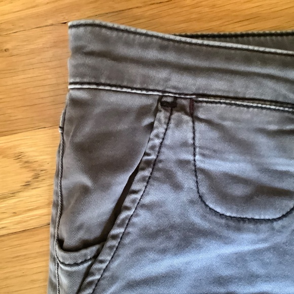 Chino by Anthropologie Gray Crop Cotton Slim Pants Size 29 - Picture 4 of 9